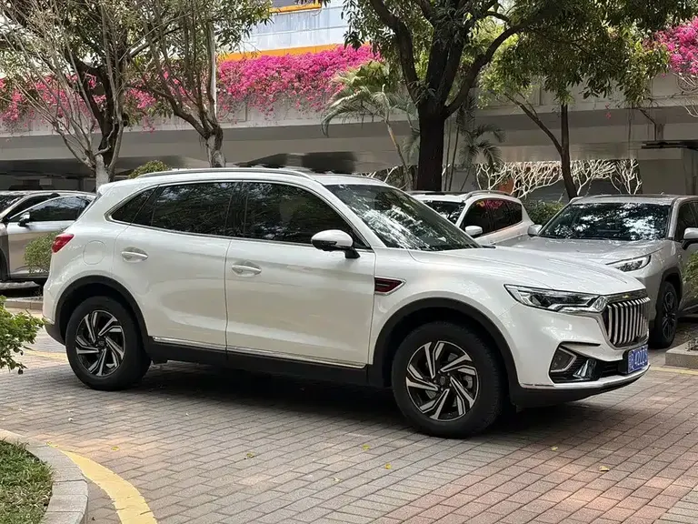 Hongqi HS5 Facelift 2.0 T Connected Flagship Enjoyment