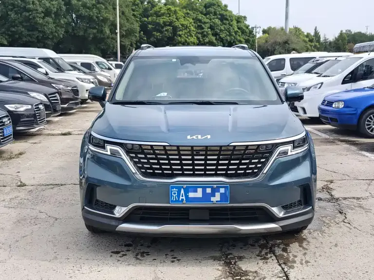 Kia Carnival 嘉华 2021款 2.0 T 豪华尊享款