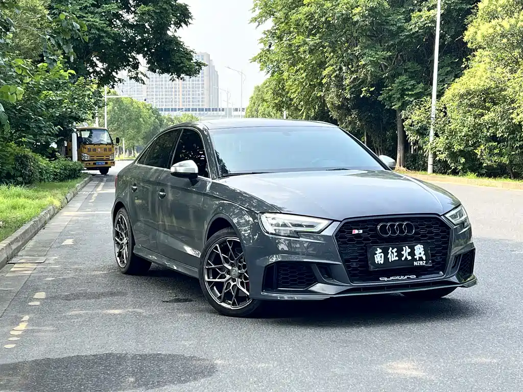 Audi S3 Facelift S3 2.0 T Limousine