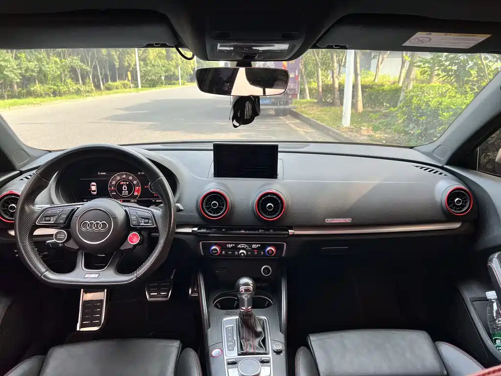 Audi S3 Facelift S3 2.0 T Limousine