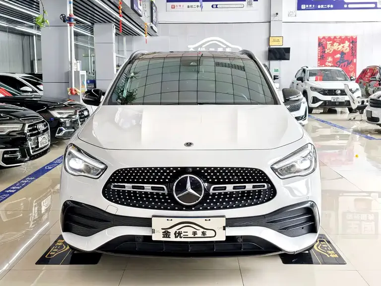 Mercedes-Benz GLA GLA 220 4 MATIC
