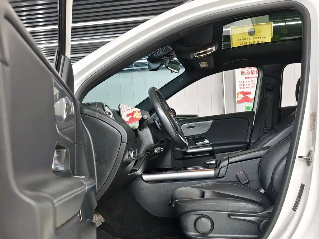 Mercedes-Benz GLA GLA 220 4 MATIC