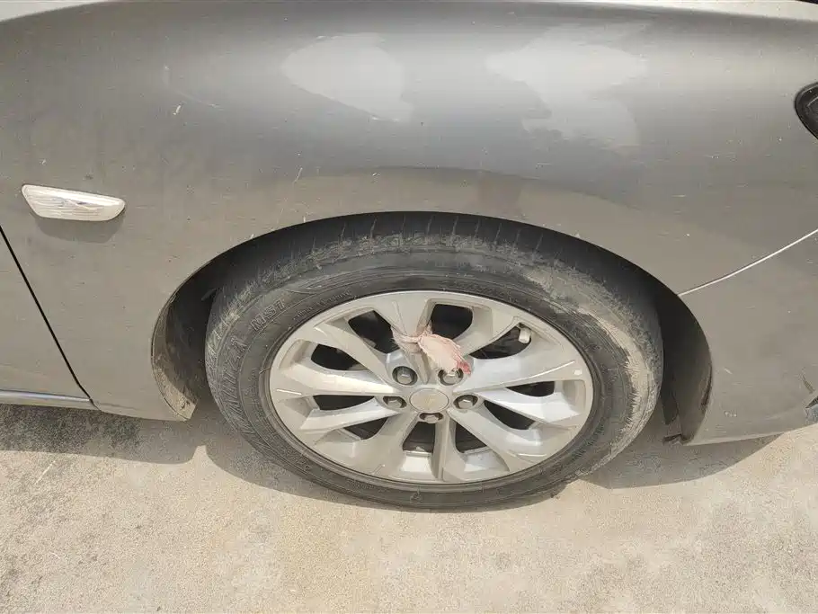 Monza 1.5 L DCT Joy
