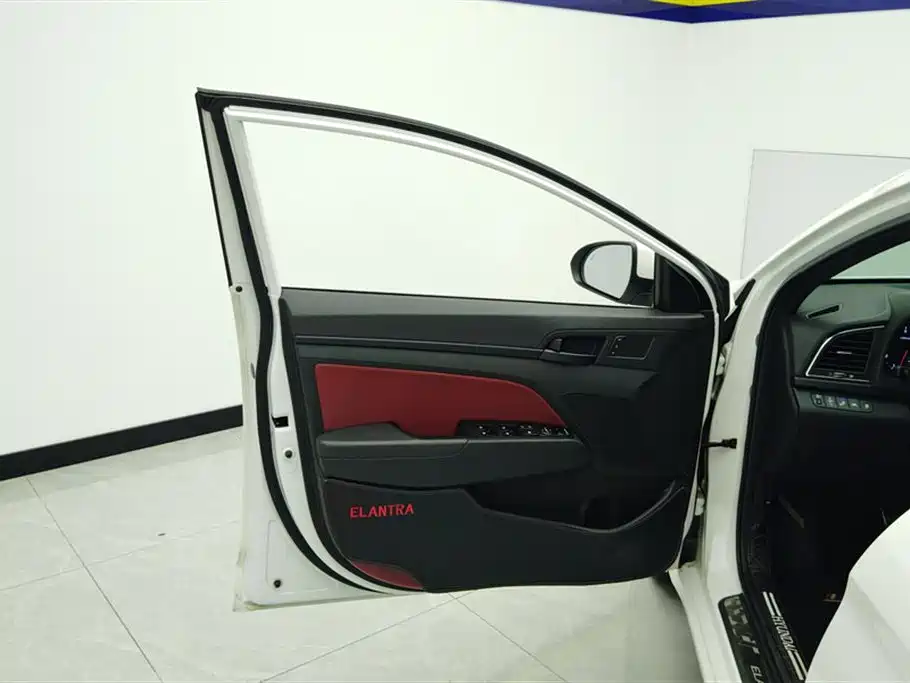Elantra 领动 2016款 1.4 T 双离合炫动·旗舰型