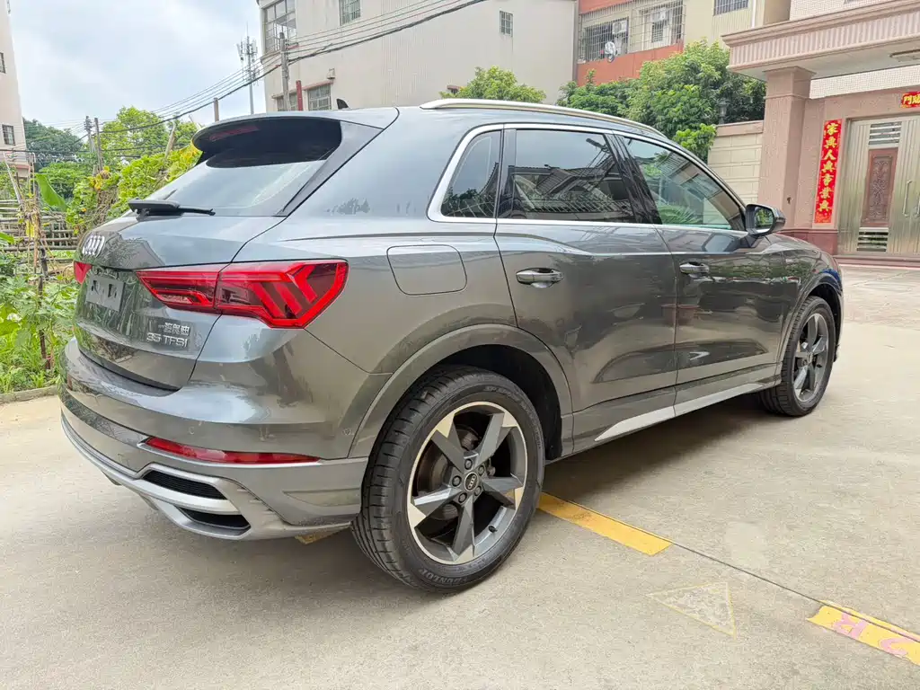 Audi Q3 35 TFSI Fashion Dynamic