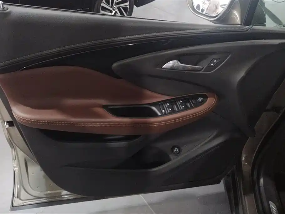 Envision Plus 28 T 4 WD All-round Sport Flagship