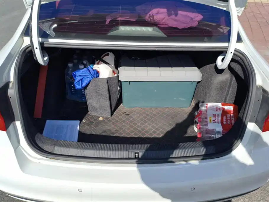 Bora 1.6 L Auto Fashion
