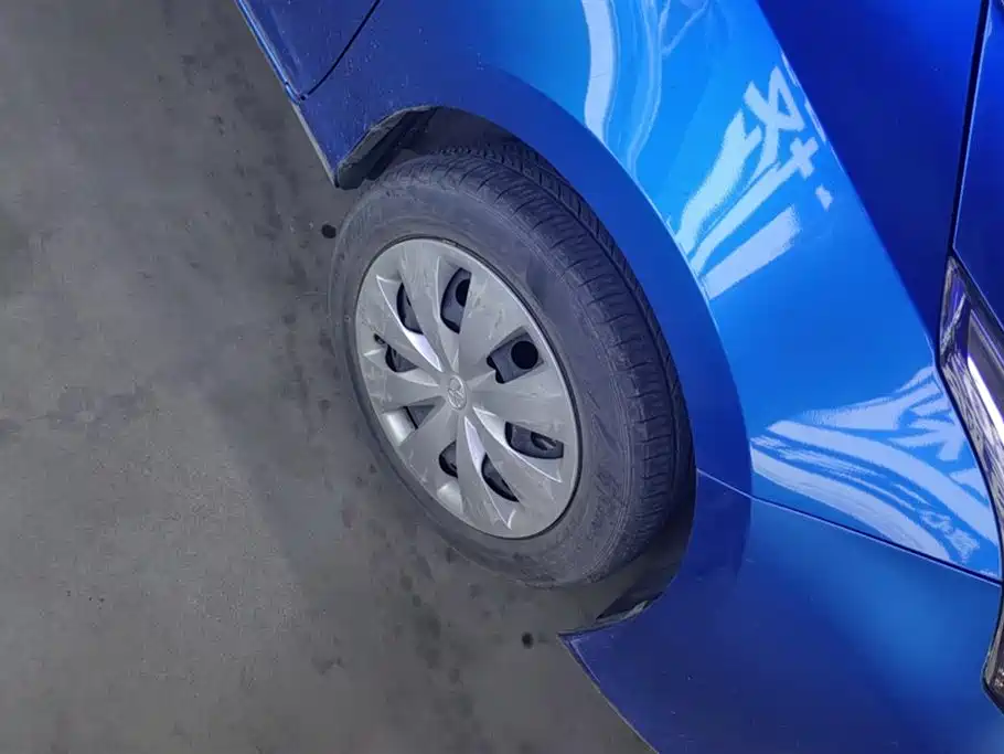 YARiS L Zhixuan 1.5 L CVT Leading