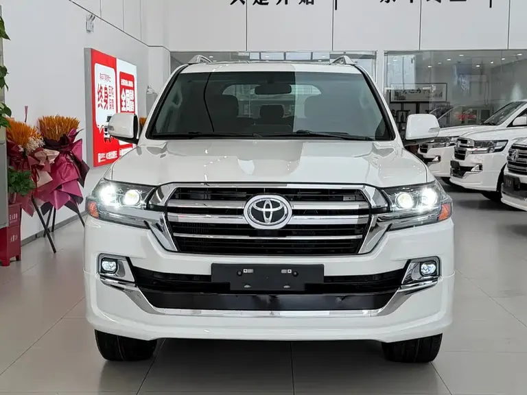 Toyota Land Cruiser (Import) Middle East