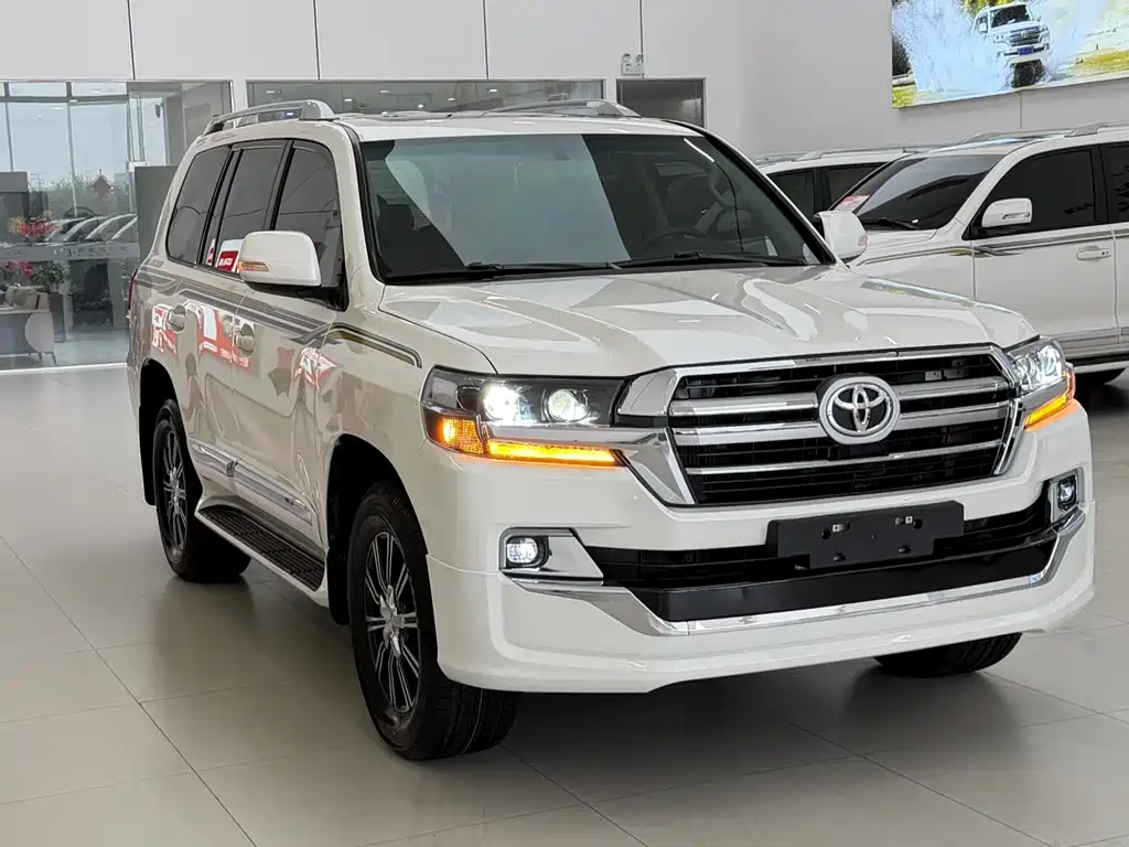Land Cruiser (Import) Middle East