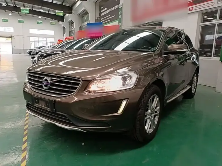 Volvo XC60 T5 Smart Travel