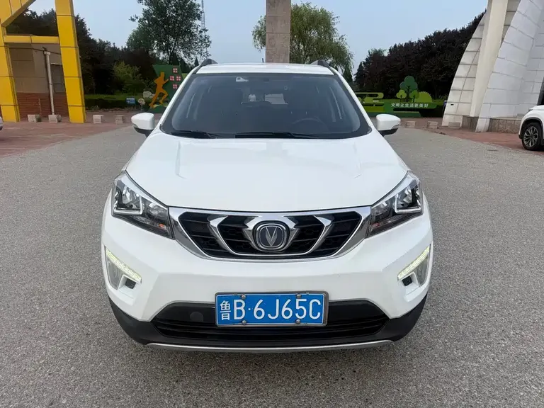 Changan CS15 1.5 L Manual Fashion