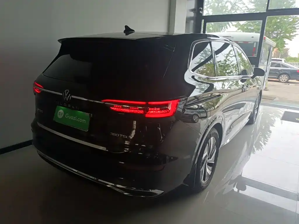 Viloran 380 TSI Supreme Speed