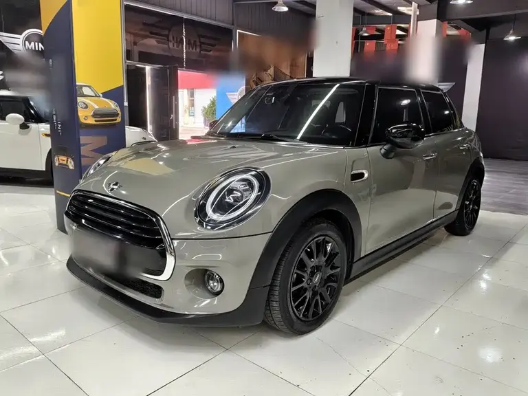 MINI 1.5 T COOPER Classic 5-door