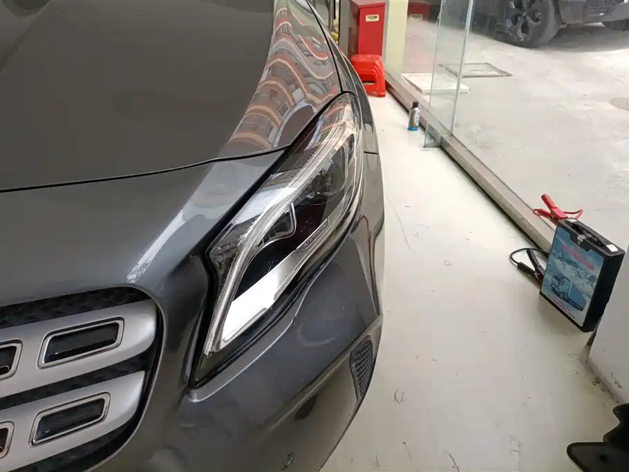 Mercedes-Benz GLA GLA 200 Fashion