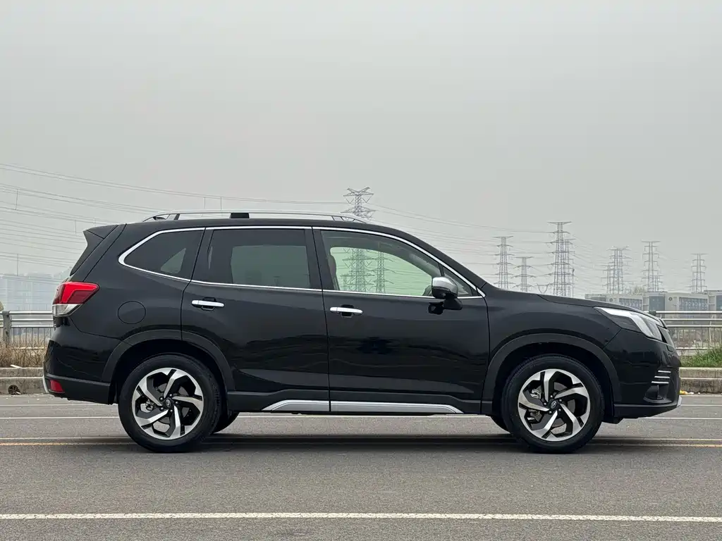 Forester 2.5 i AWD Flagship EyeSight