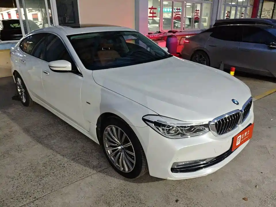 BMW 6 Series GT 630 i M Sport Package