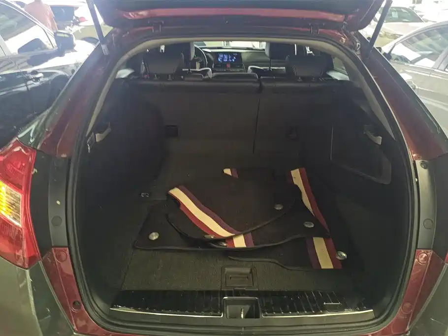 Crosstour 2.4 L Luxury