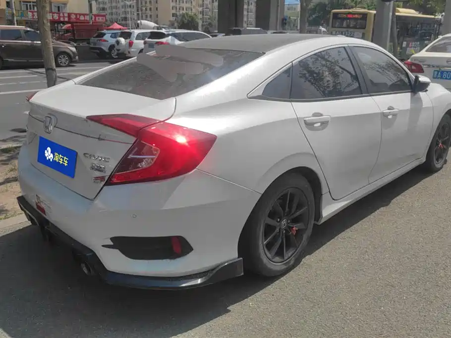 Civic 220 TURBO CVT Power Motion CN-VI