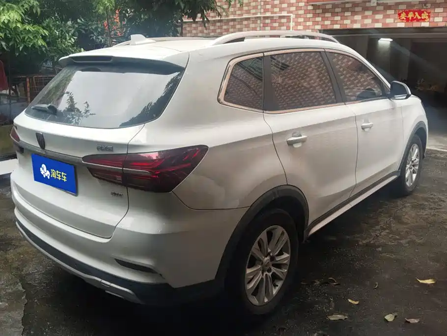 Roewe RX5 20 T 2 WD Manual Flagship