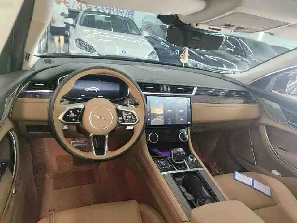 Jaguar XFL 2.0 T P250 2 WD Premium Luxury