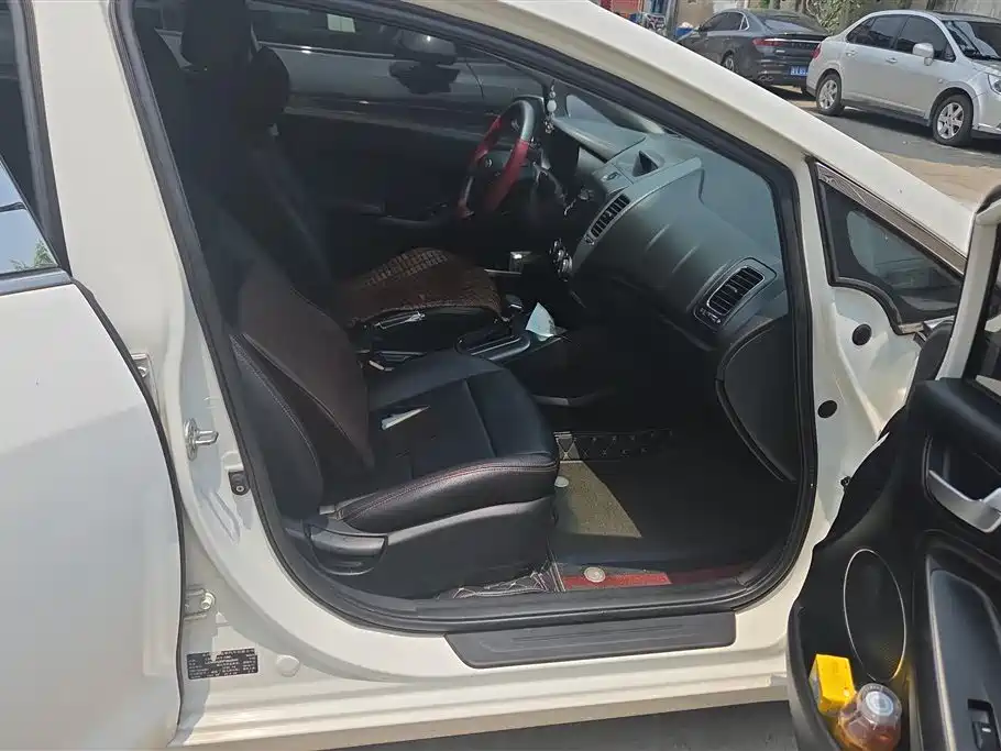Kia K3 1.6 L Auto GLS