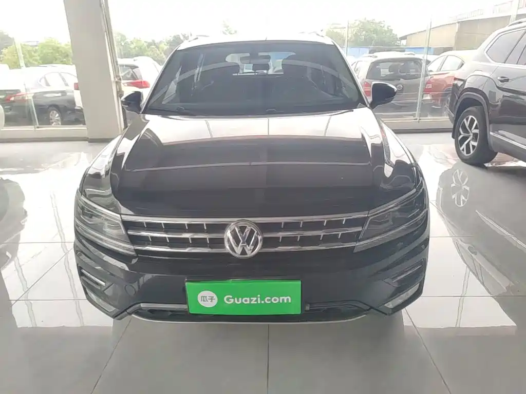 Tiguan L 380 TSI Auto 4 WD Luxury