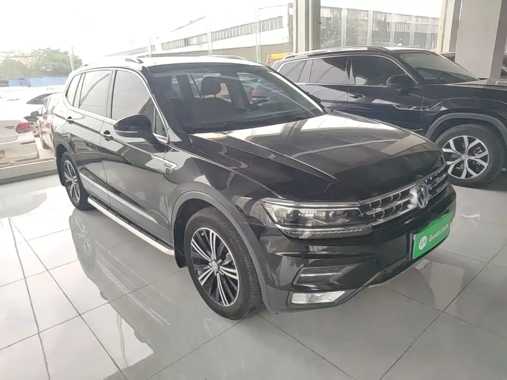 Tiguan L 380 TSI Auto 4 WD Luxury