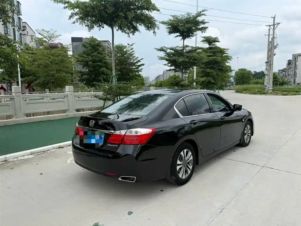 Accord 2.0 L LX Comfort
