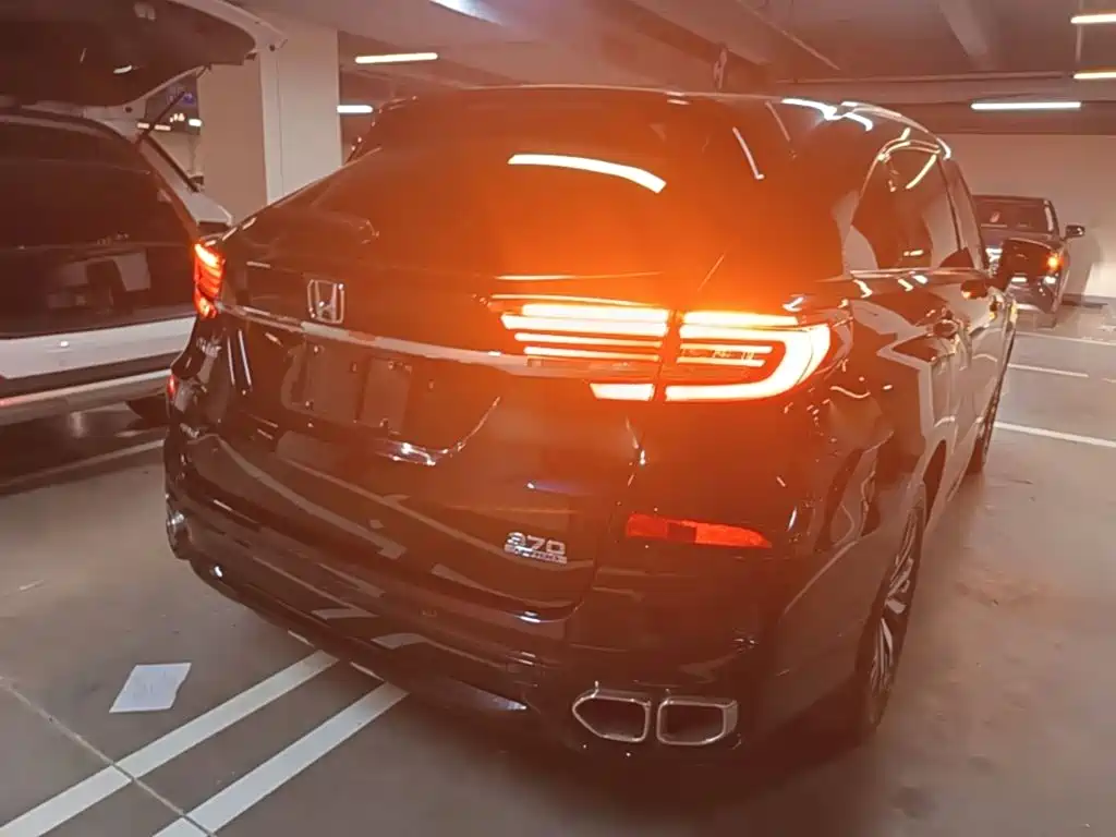 Avancier 370 TURBO 4 WD Premium
