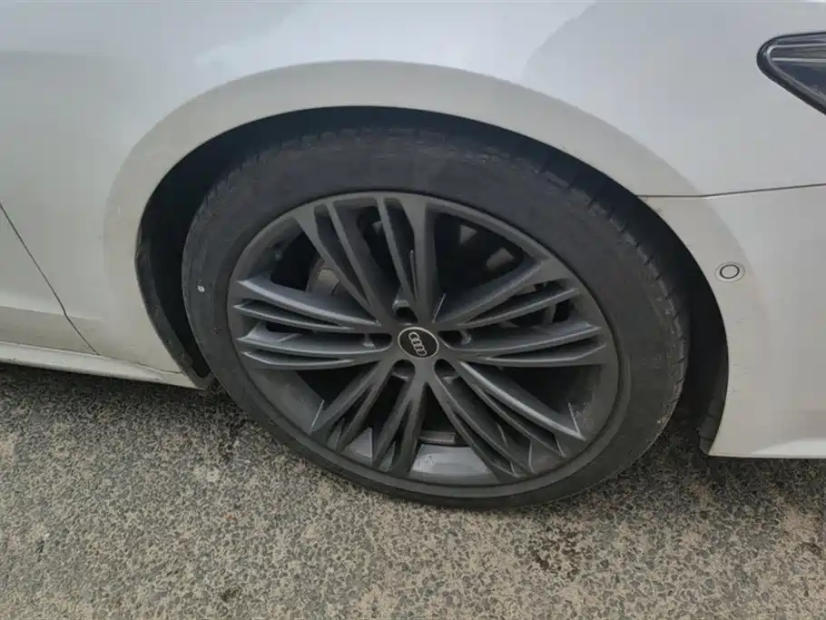 Audi A7 45 TFSI Select