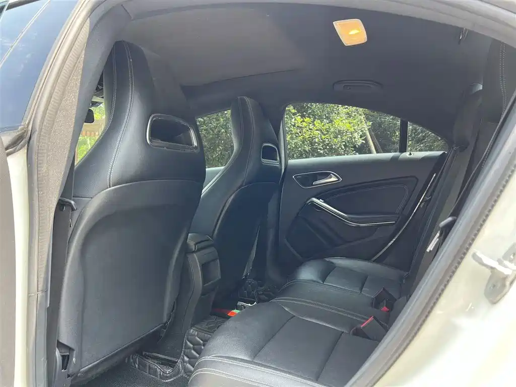 Mercedes-Benz CLA (Import) Facelift CLA 200 Fashion