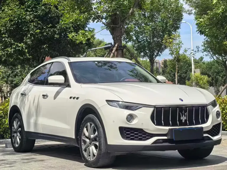 Maserati Levante 3.0 T Standard
