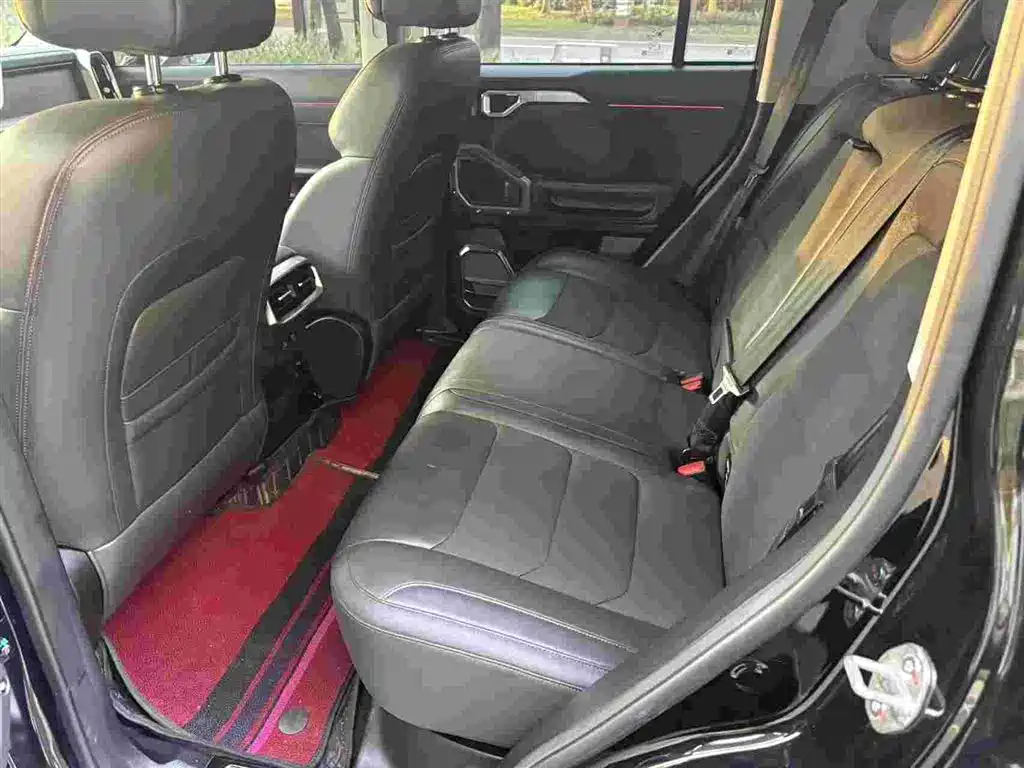 Jetour Traveller 2.0 T 4 WD Cross PRO