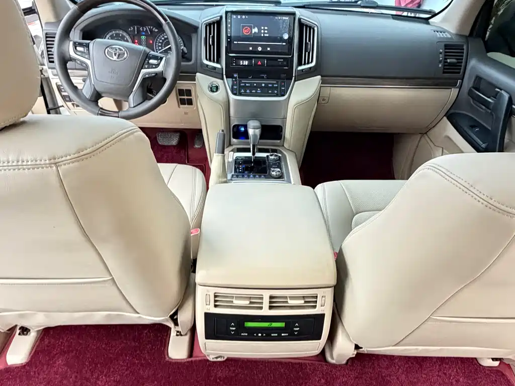 Land Cruiser 4.0 L Auto VX