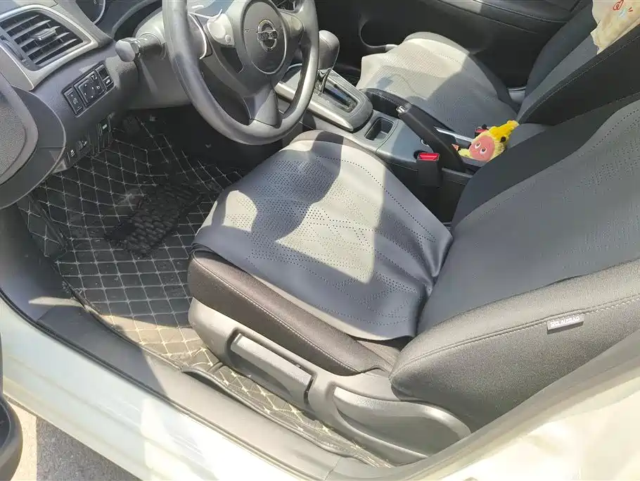 Sylphy Facelift III Classic 1.6 XE CVT Comfort