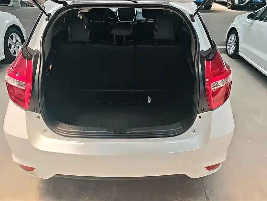 YARiS L Zhixuan Facelift 1.5 E CVT Charm Motion