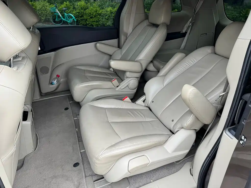 Buick GL8 2.4 L LT Luxury Business Executive