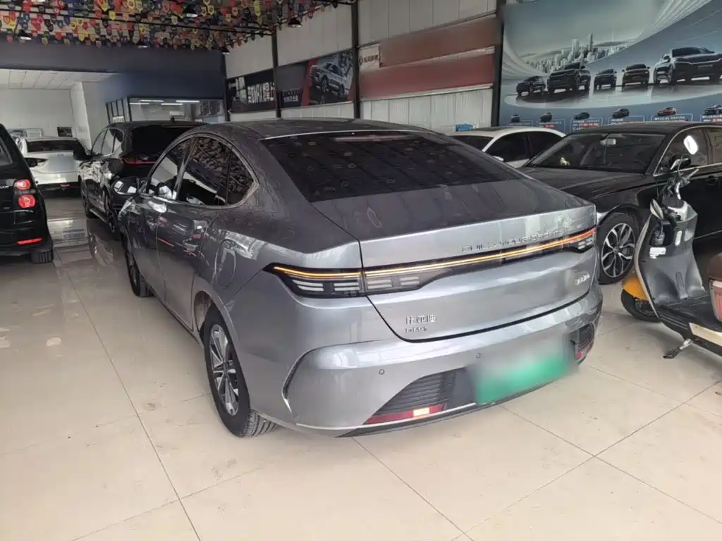 Destroyer 05 Champion DM-i 55 KM Luxury