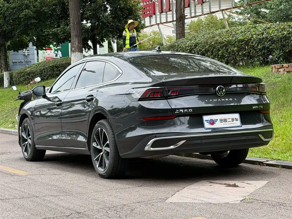 Lamando Lamando L 280 TSI DSG Dazzle Hot