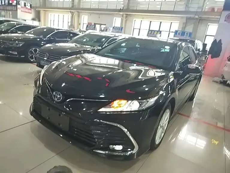 Toyota Camry Dual Engine 2.5 HGVP Leading