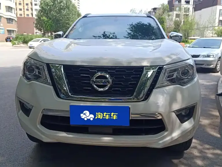 Nissan Terra 2.5 L XL Upper Auto 2 WD Luxury