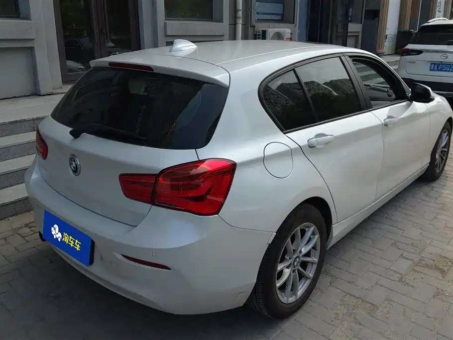 BMW 1 Series (Import) 118 i Leading