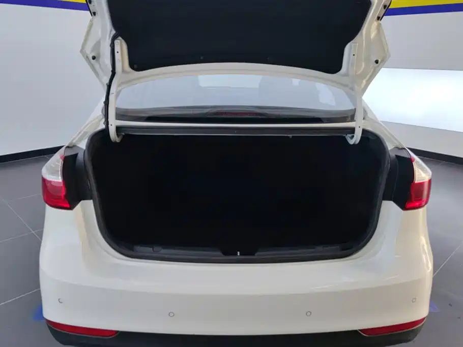 Kia K3 1.6 L Auto GLS