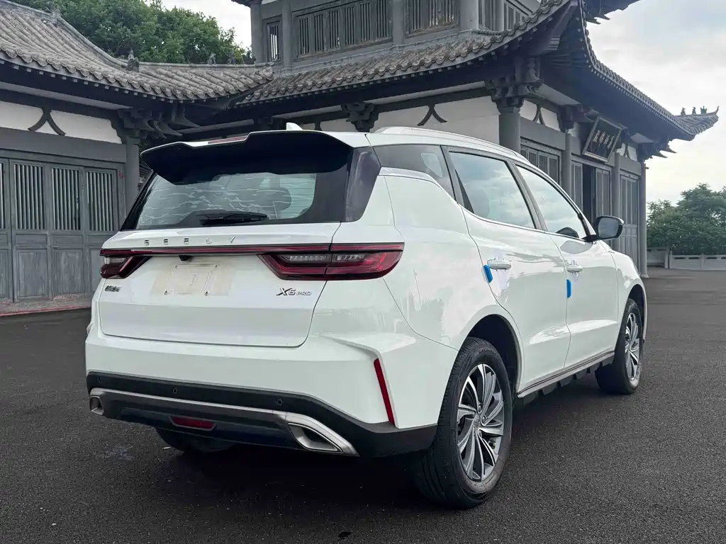 Vision X6 PRO 1.4 T Auto Distinguished