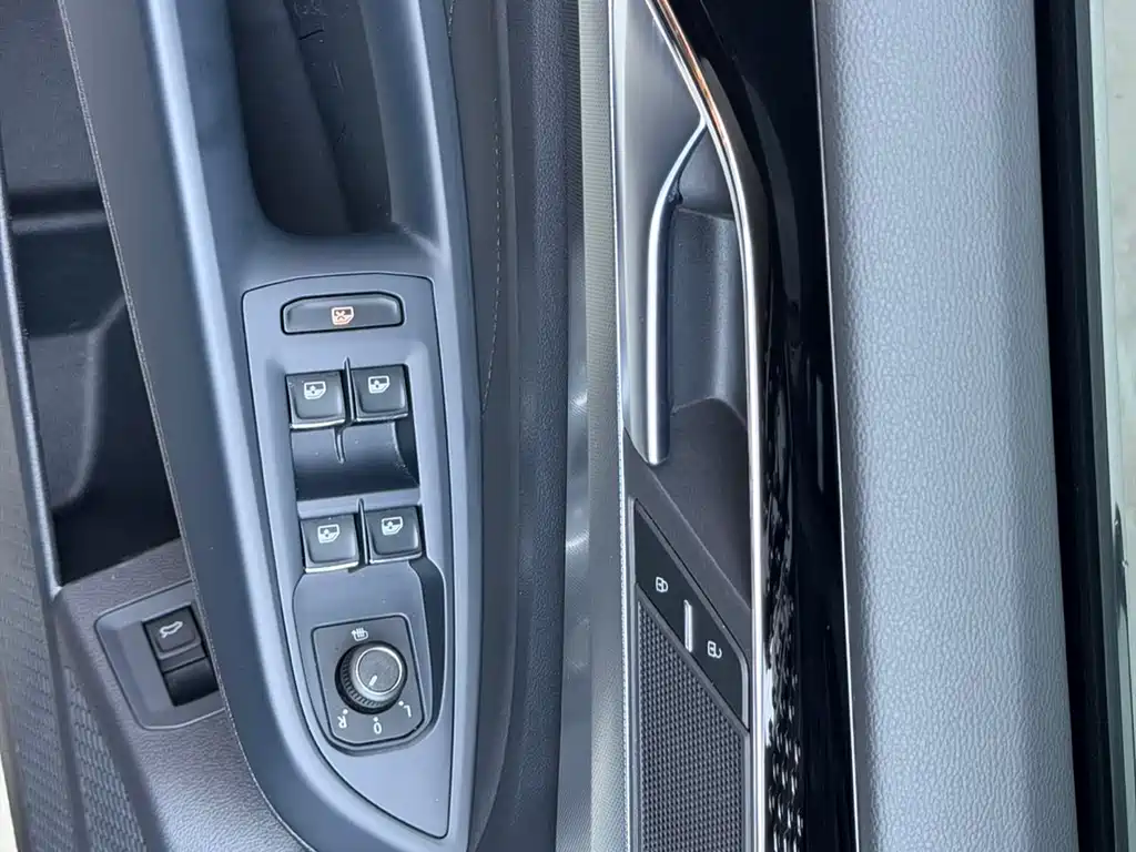 Passat Facelift 280 TSI Business