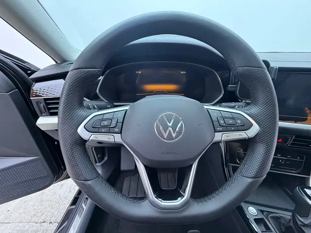Passat Facelift 280 TSI Business