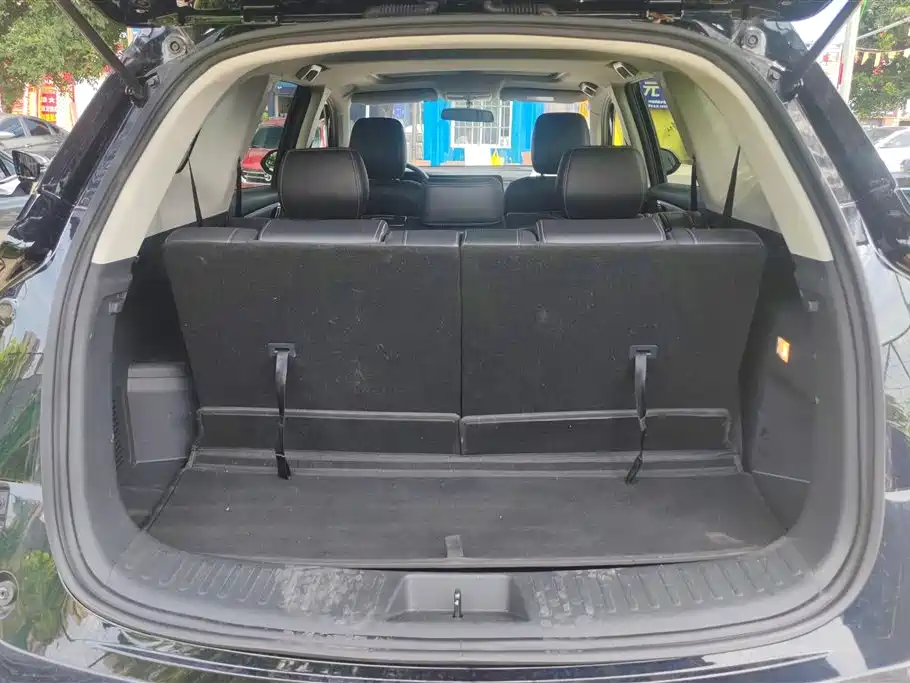 Landian E5 1.5 L DE-i 100 KM Smooth Enjoyment 7-seat