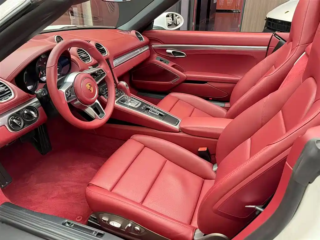 Porsche 718 Boxster 2.0 T