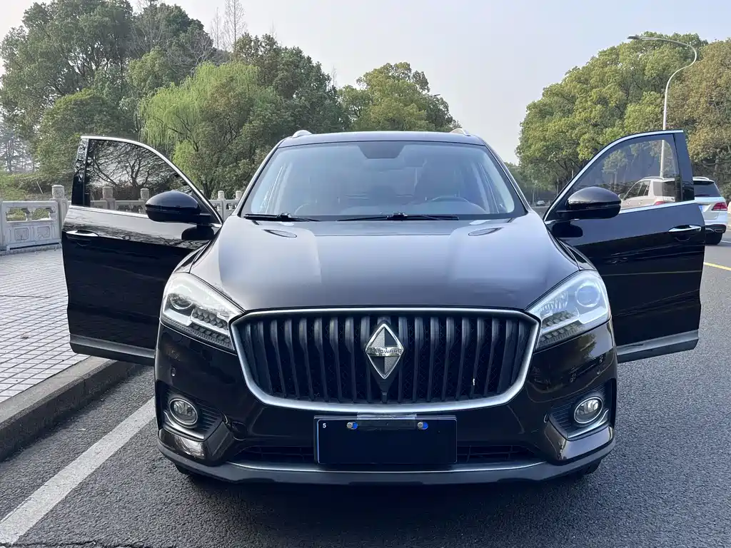 Borgward BX7 28 T 2 WD Elite 5-seat